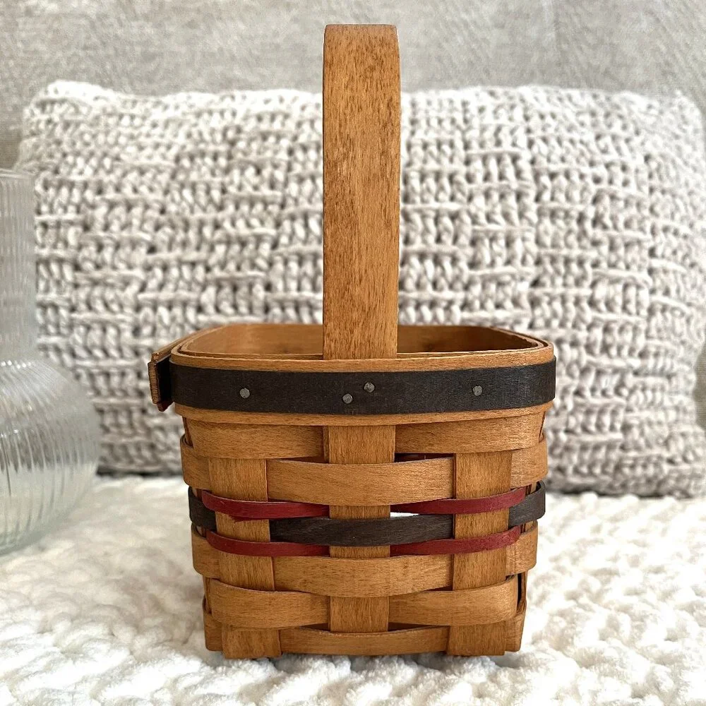 Vintage 1993 Longaberger Inaugural Basket (Small)
